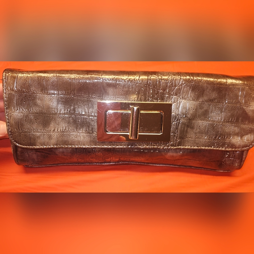 Limited Metallic Croc-Embossed Clutch w/Big Silver Tone Metal Turn Lock 11"×4"